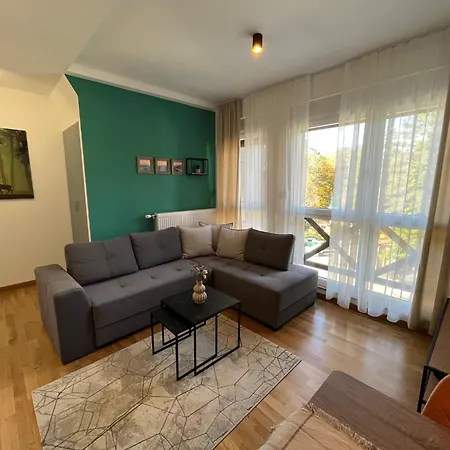 Lara - Divcigora * Divčibare