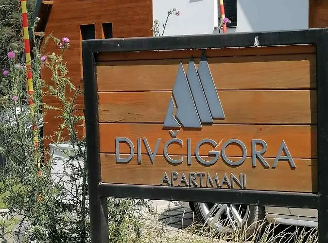 Lara - Divcigora Appartement *